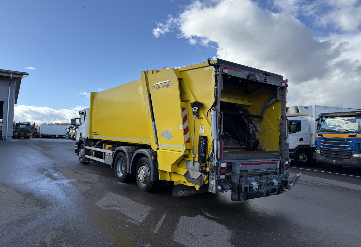 MOTO6625_2746083 vehicle image