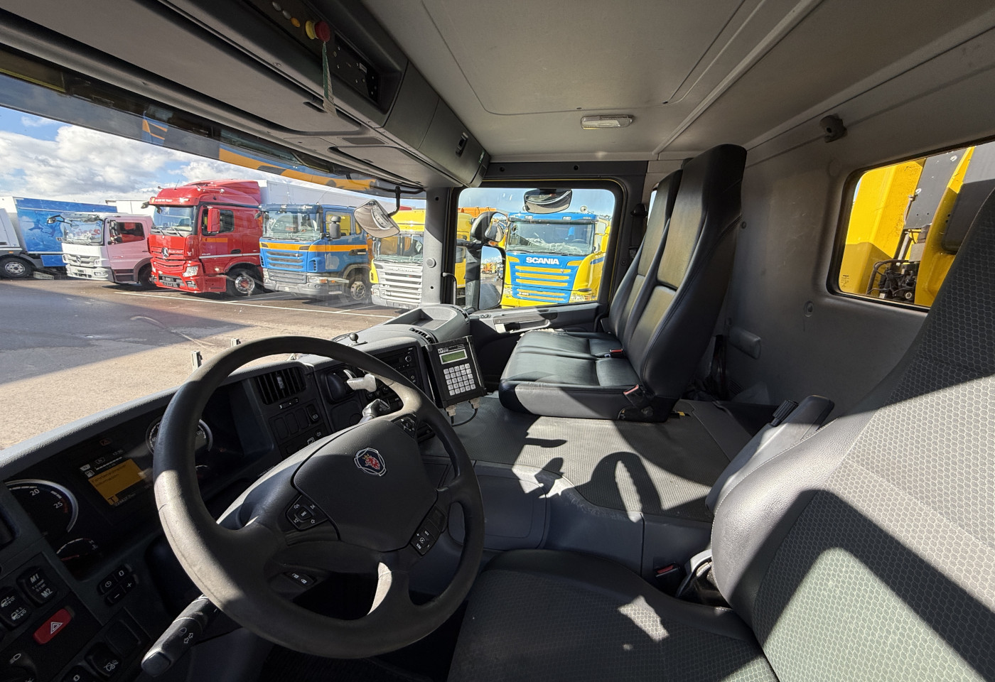 MOTO6625_2746083 vehicle image