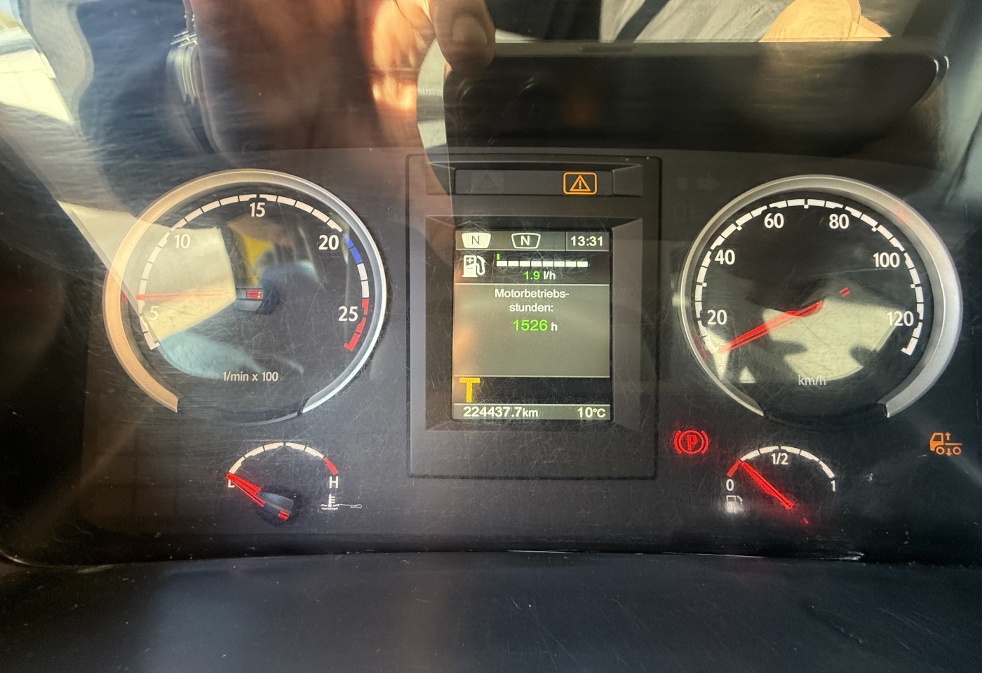 MOTO6625_2746083 vehicle image