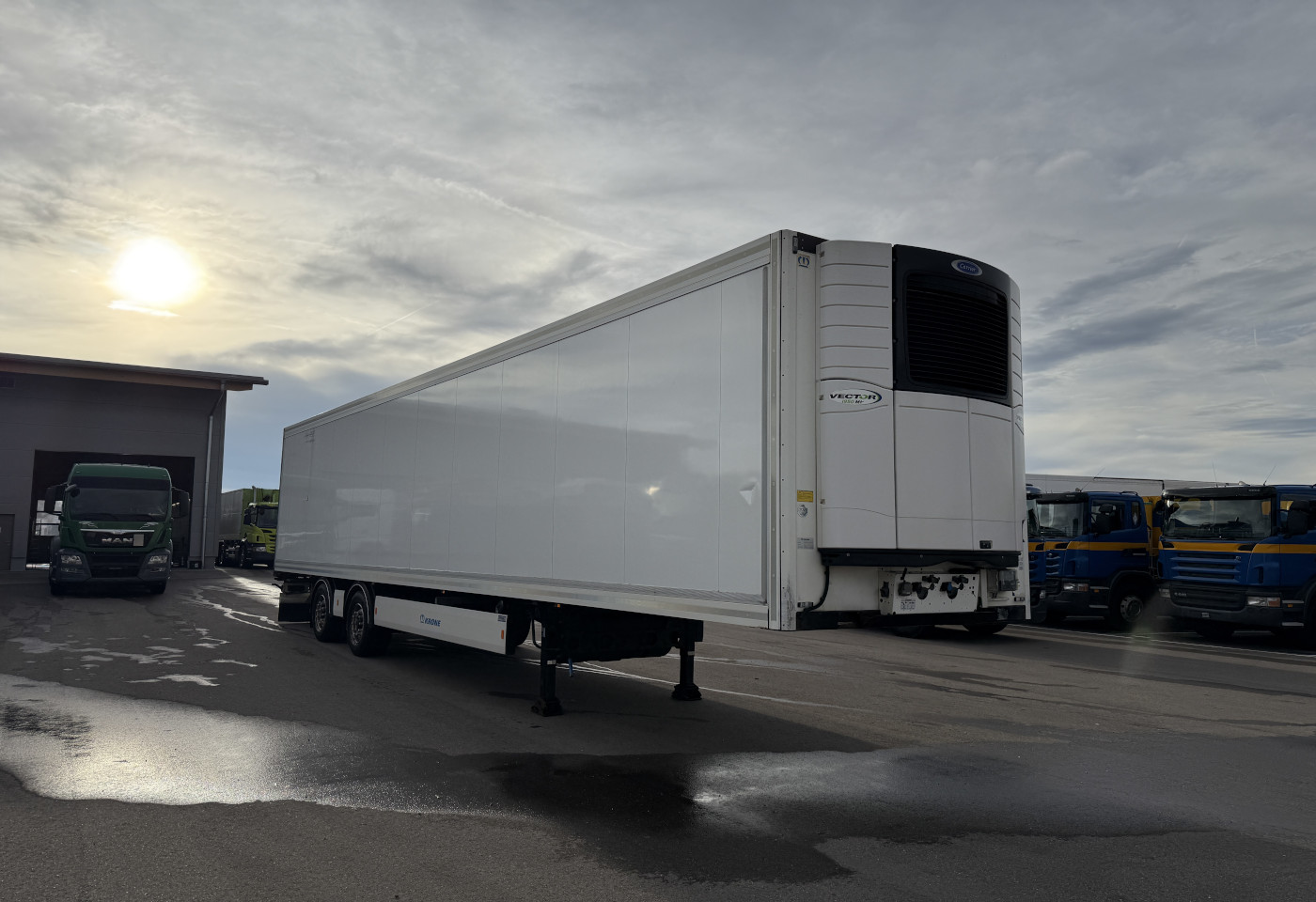 MOTO6625_2758613 vehicle image