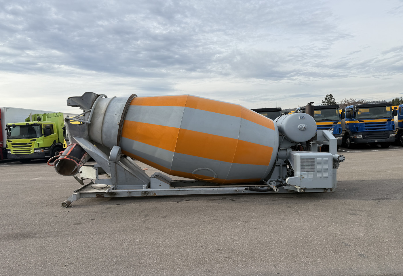 MOTO6625_2752059 vehicle image