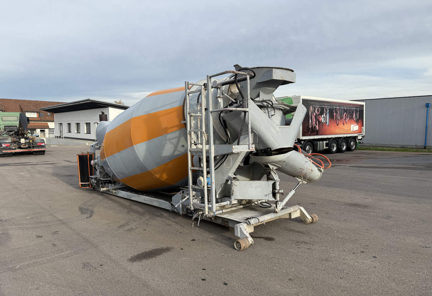 MOTO6625_2752059 vehicle image