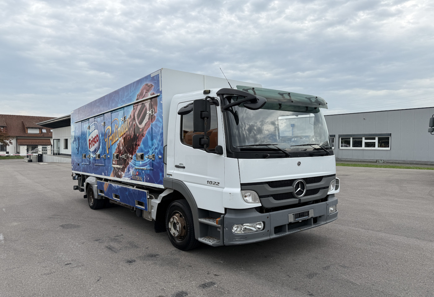 MOTO6625_2751912 vehicle image