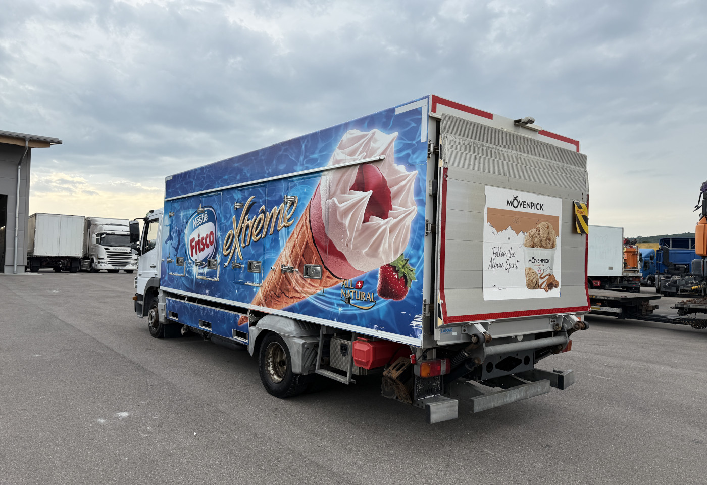 MOTO6625_2751912 vehicle image