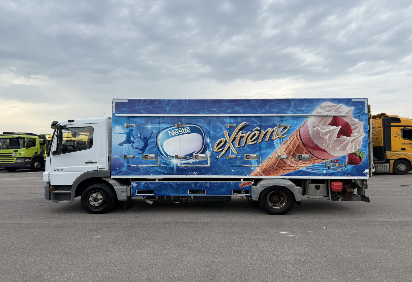 MOTO6625_2751912 vehicle image