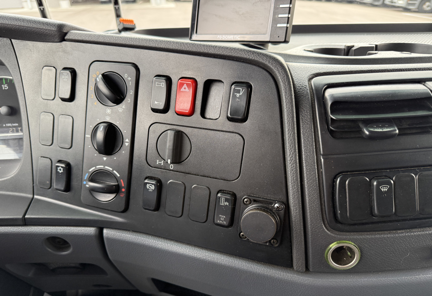 MOTO6625_2751912 vehicle image