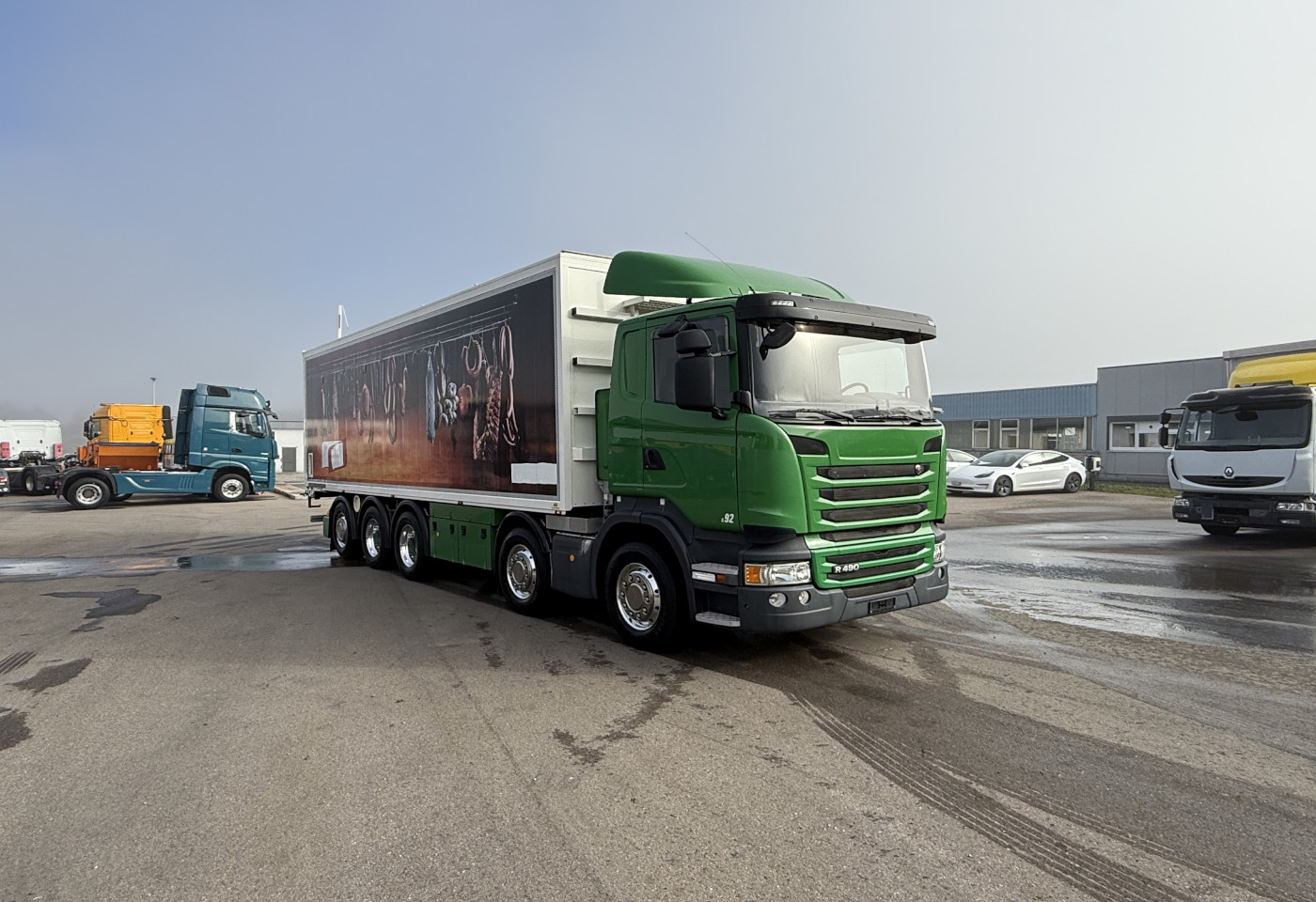 MOTO6625_2752679 vehicle image