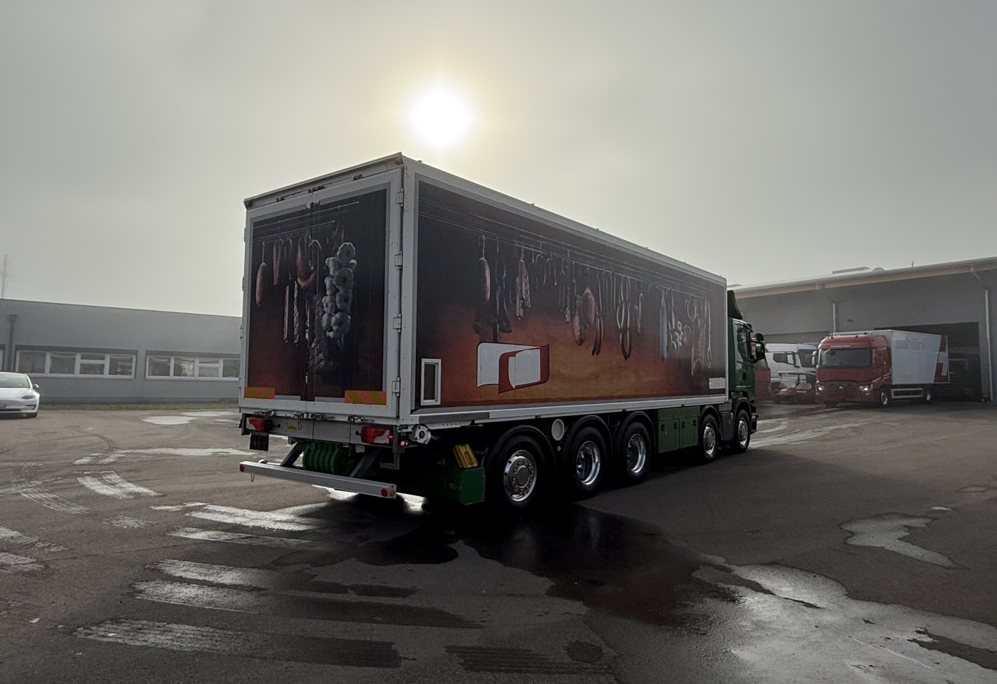 MOTO6625_2752679 vehicle image