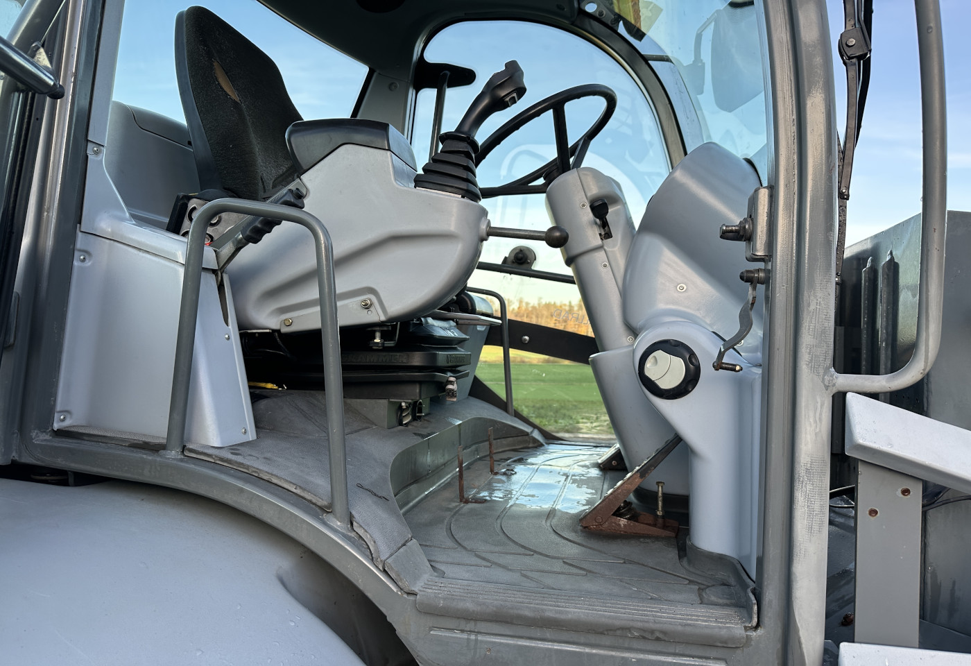 MOTO6625_2758622 vehicle image