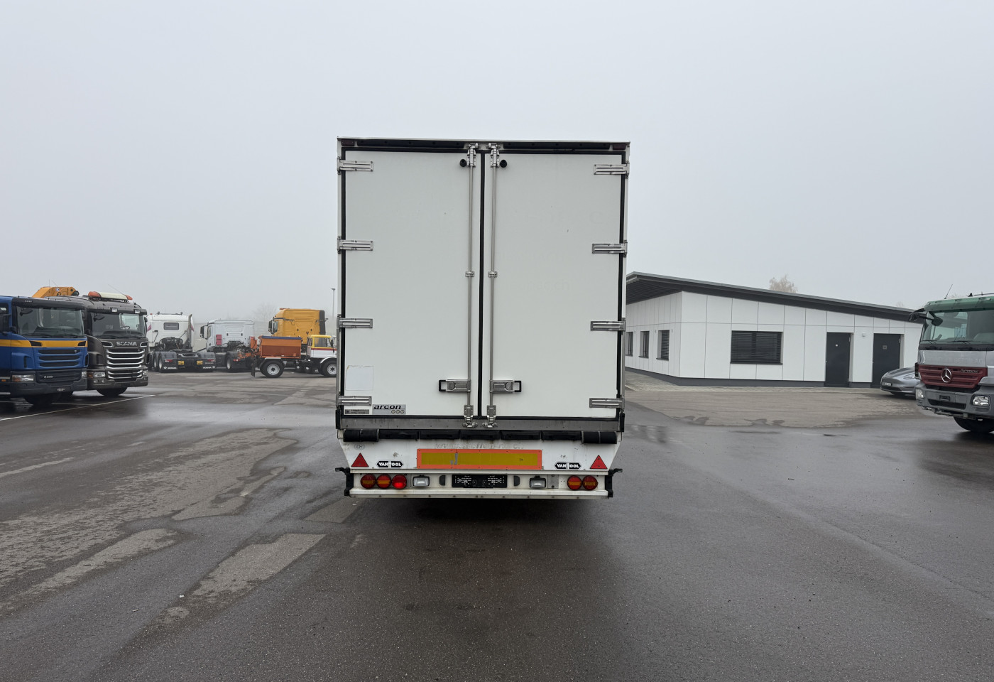 MOTO6625_2752067 vehicle image