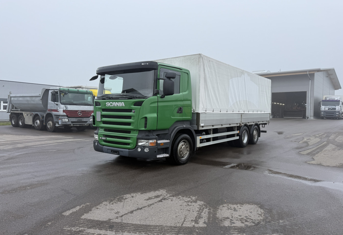 MOTO6625_2759306 vehicle image