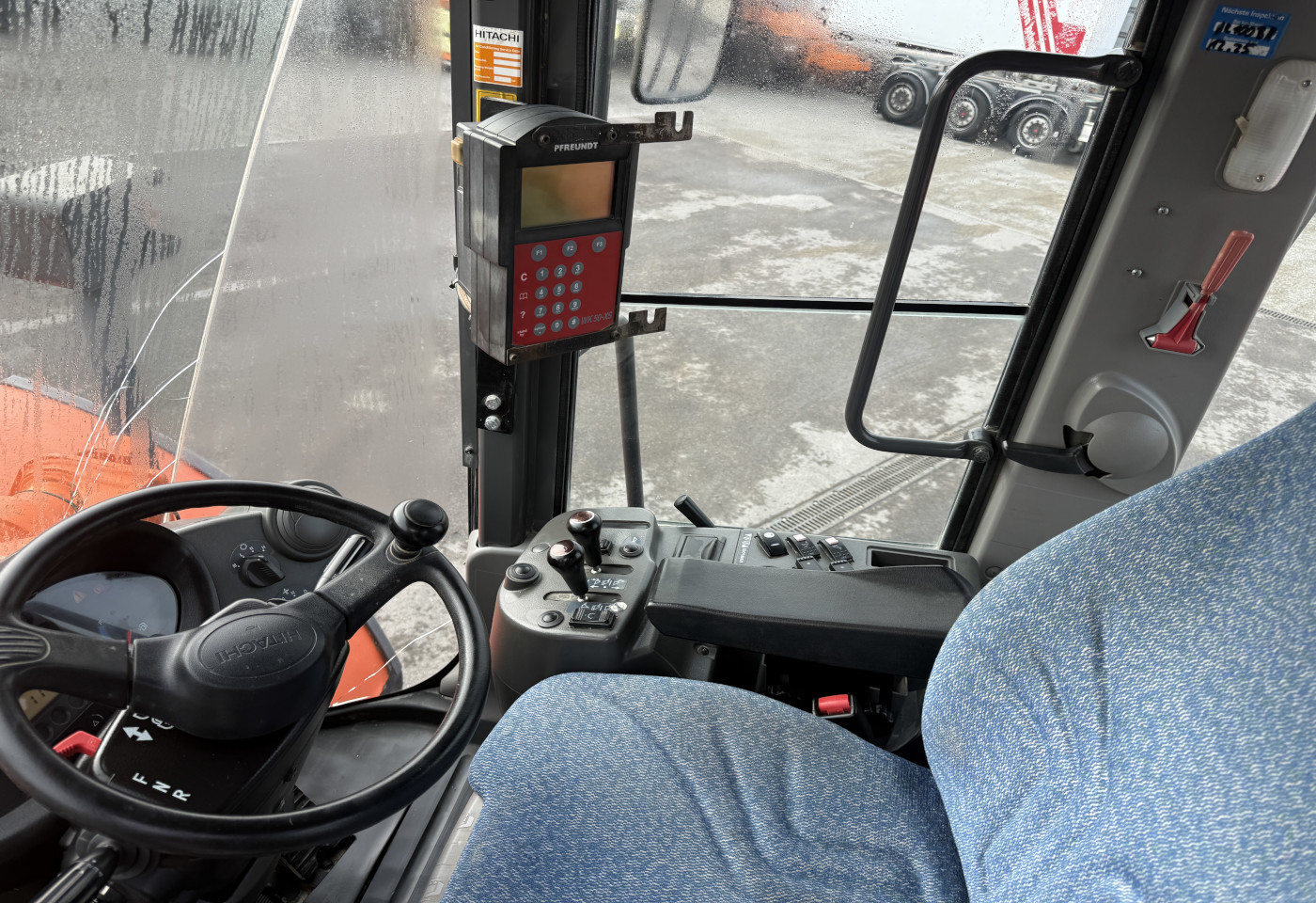 MOTO6625_2758627 vehicle image