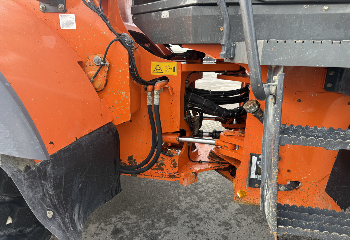 MOTO6625_2758627 vehicle image