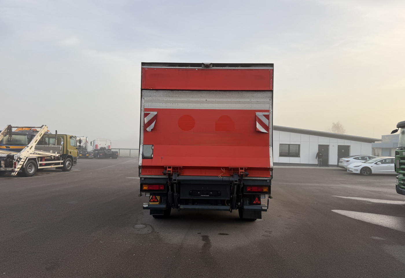 MOTO6625_2758628 vehicle image