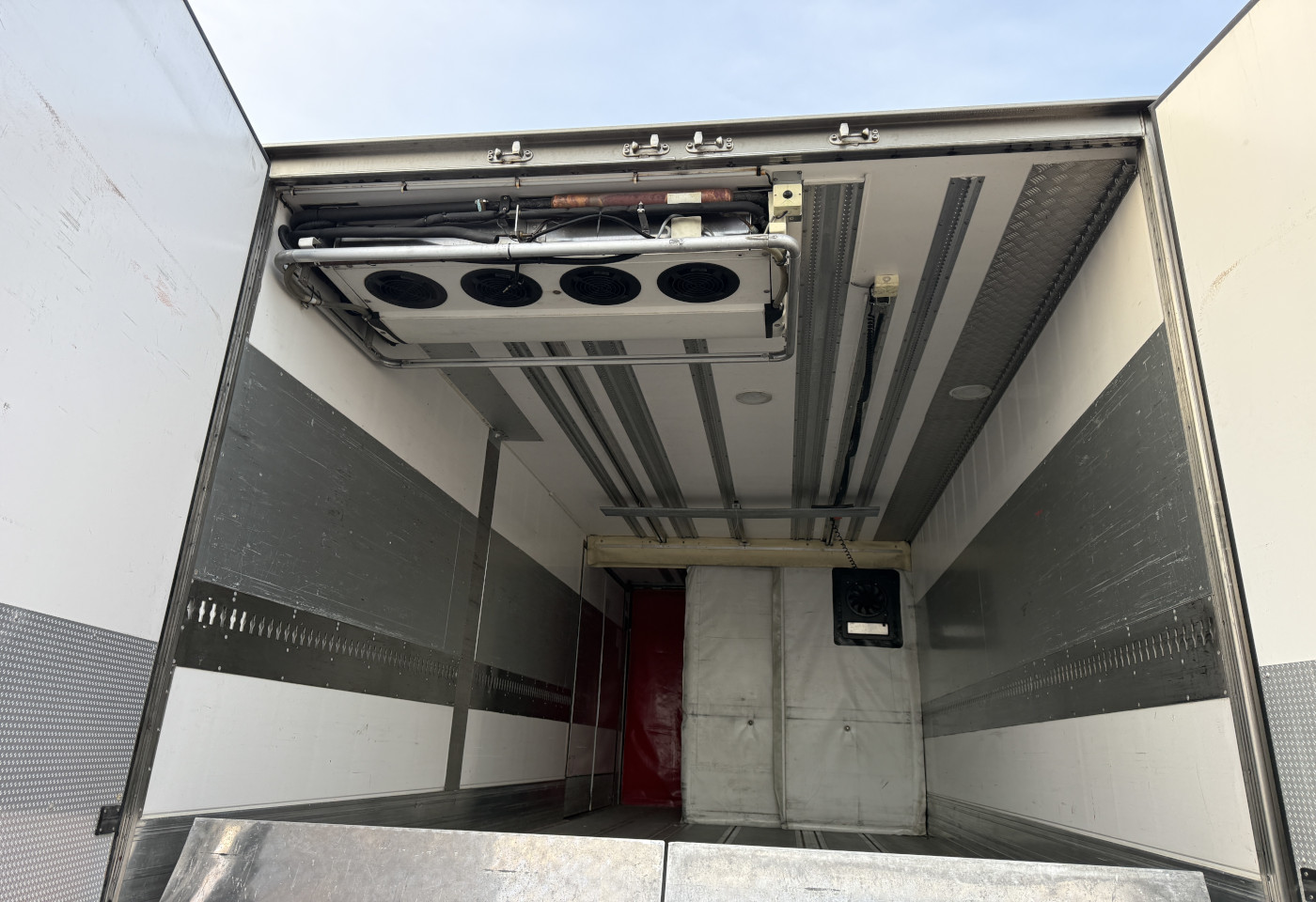 MOTO6625_2758628 vehicle image