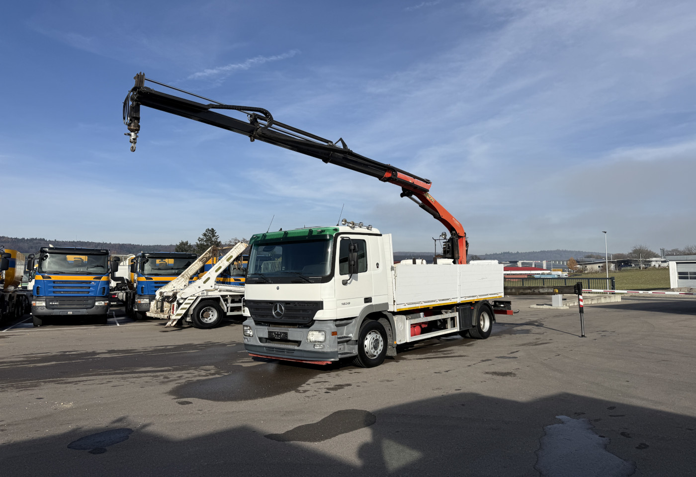 MOTO6625_2758630 vehicle image