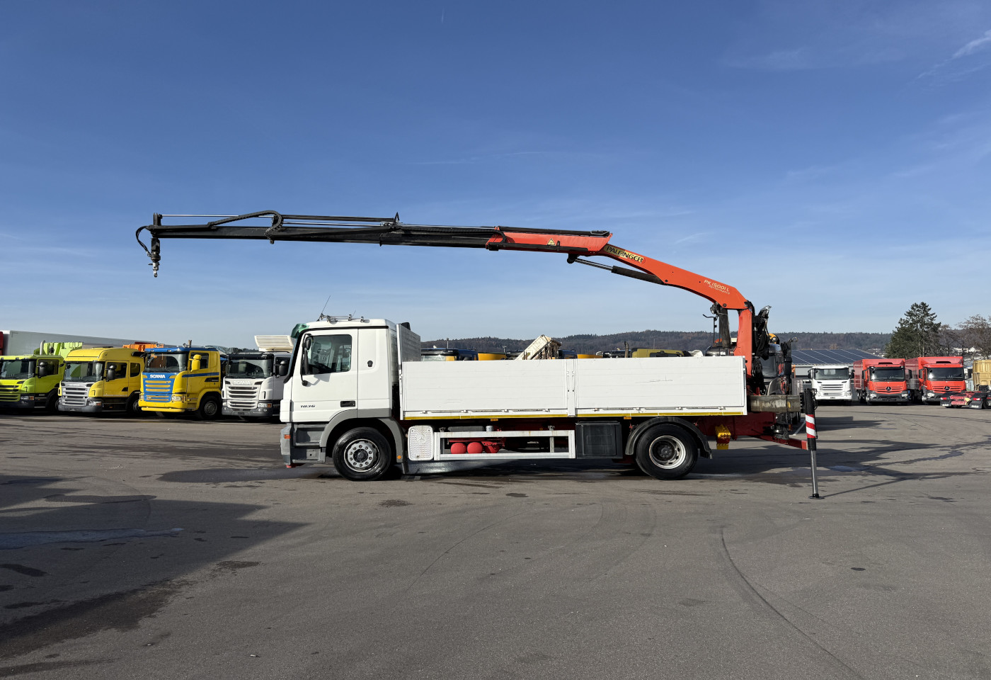 MOTO6625_2758630 vehicle image