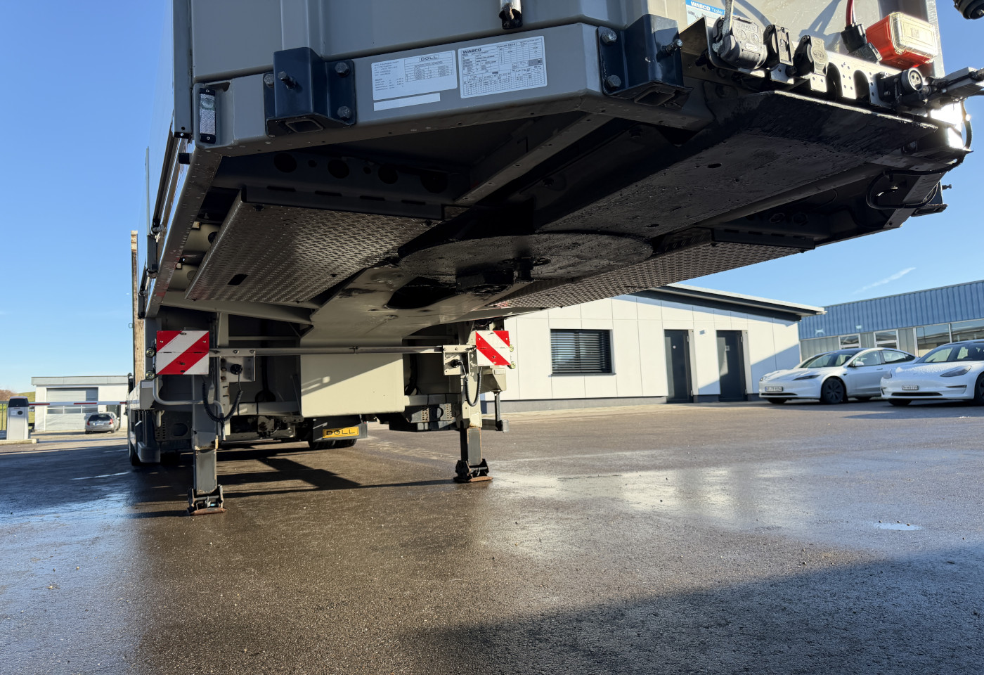 MOTO6625_2761507 vehicle image