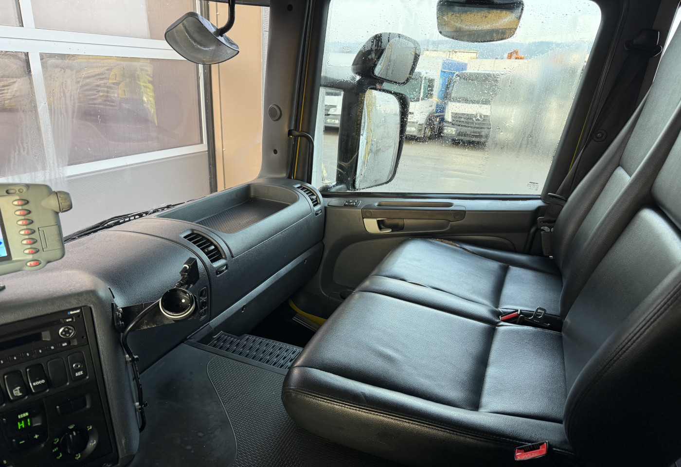 MOTO6625_2763168 vehicle image