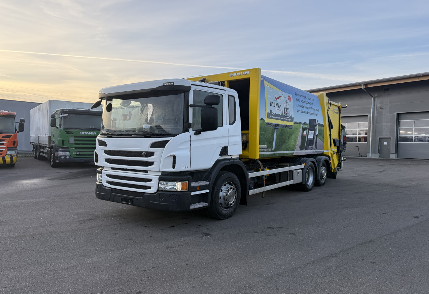 MOTO6625_2763168 vehicle image