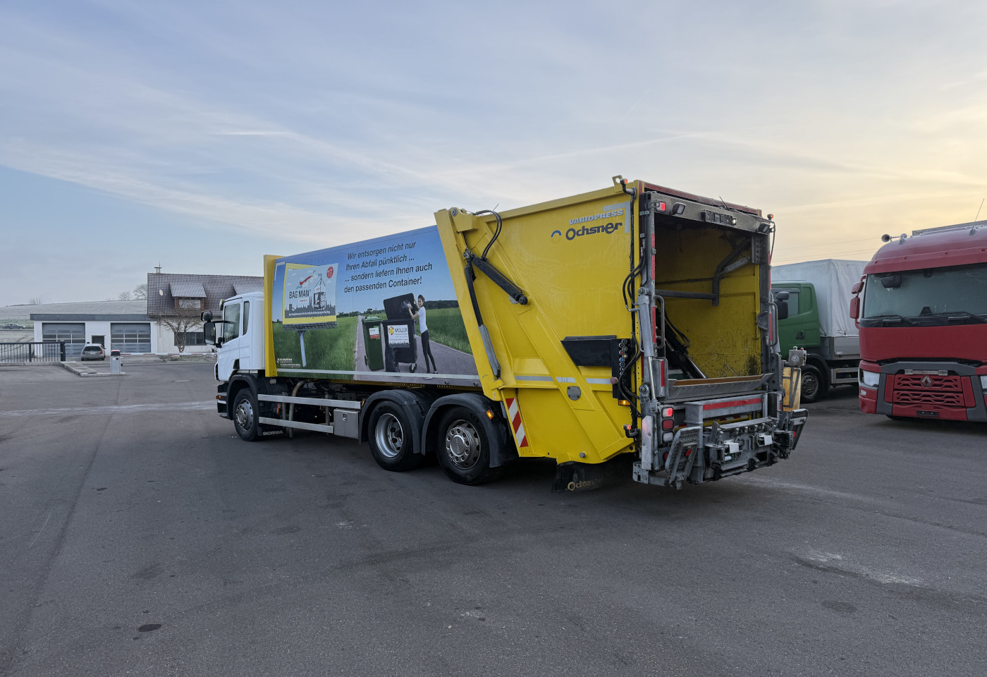 MOTO6625_2763168 vehicle image