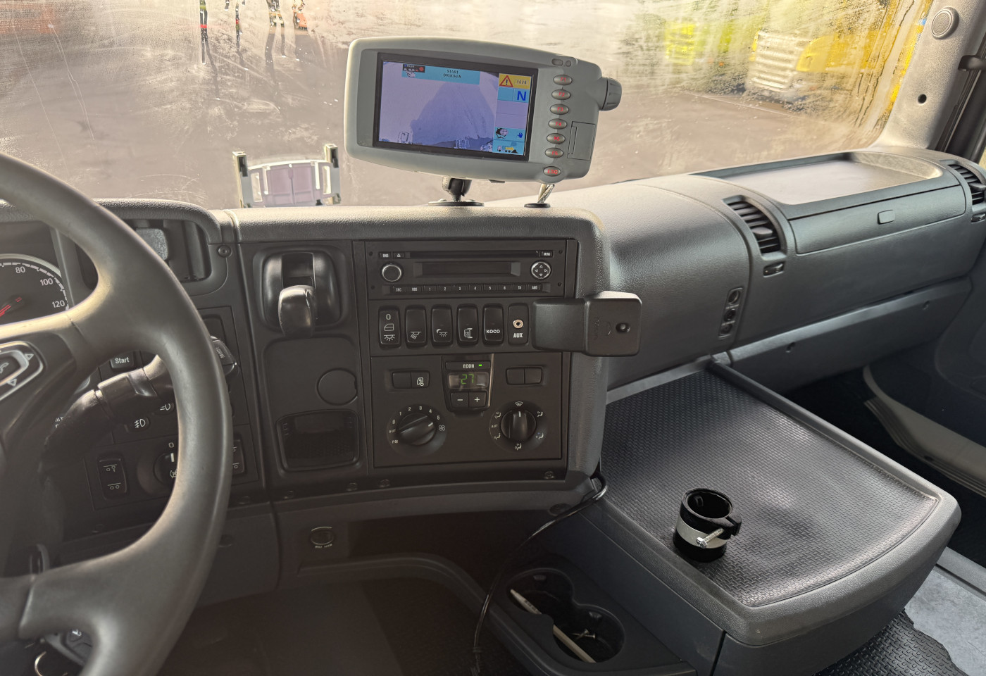 MOTO6625_2762207 vehicle image