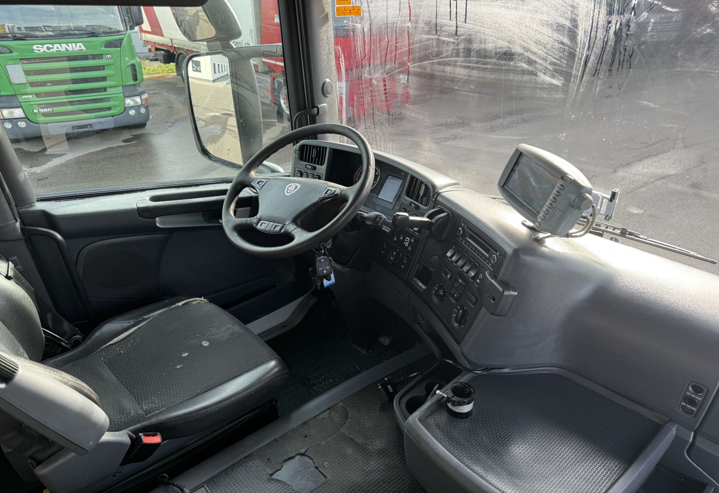 MOTO6625_2762207 vehicle image