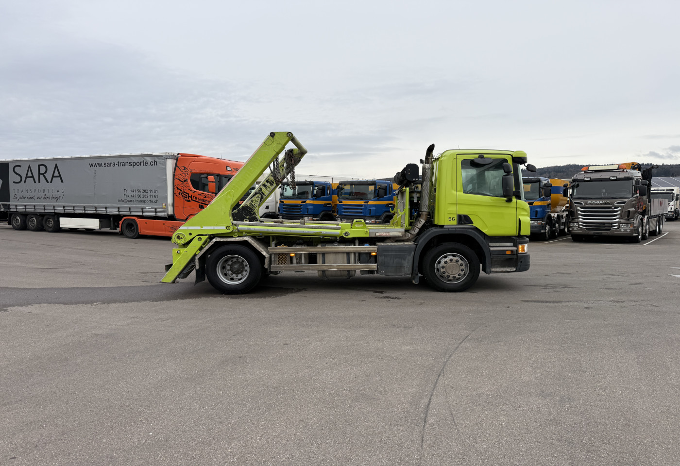 MOTO6625_2764700 vehicle image