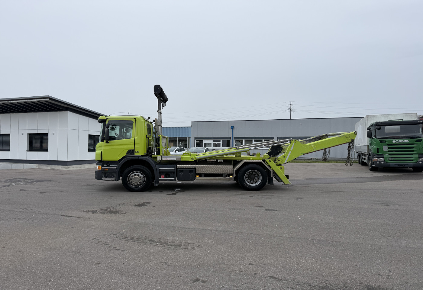 MOTO6625_2764700 vehicle image