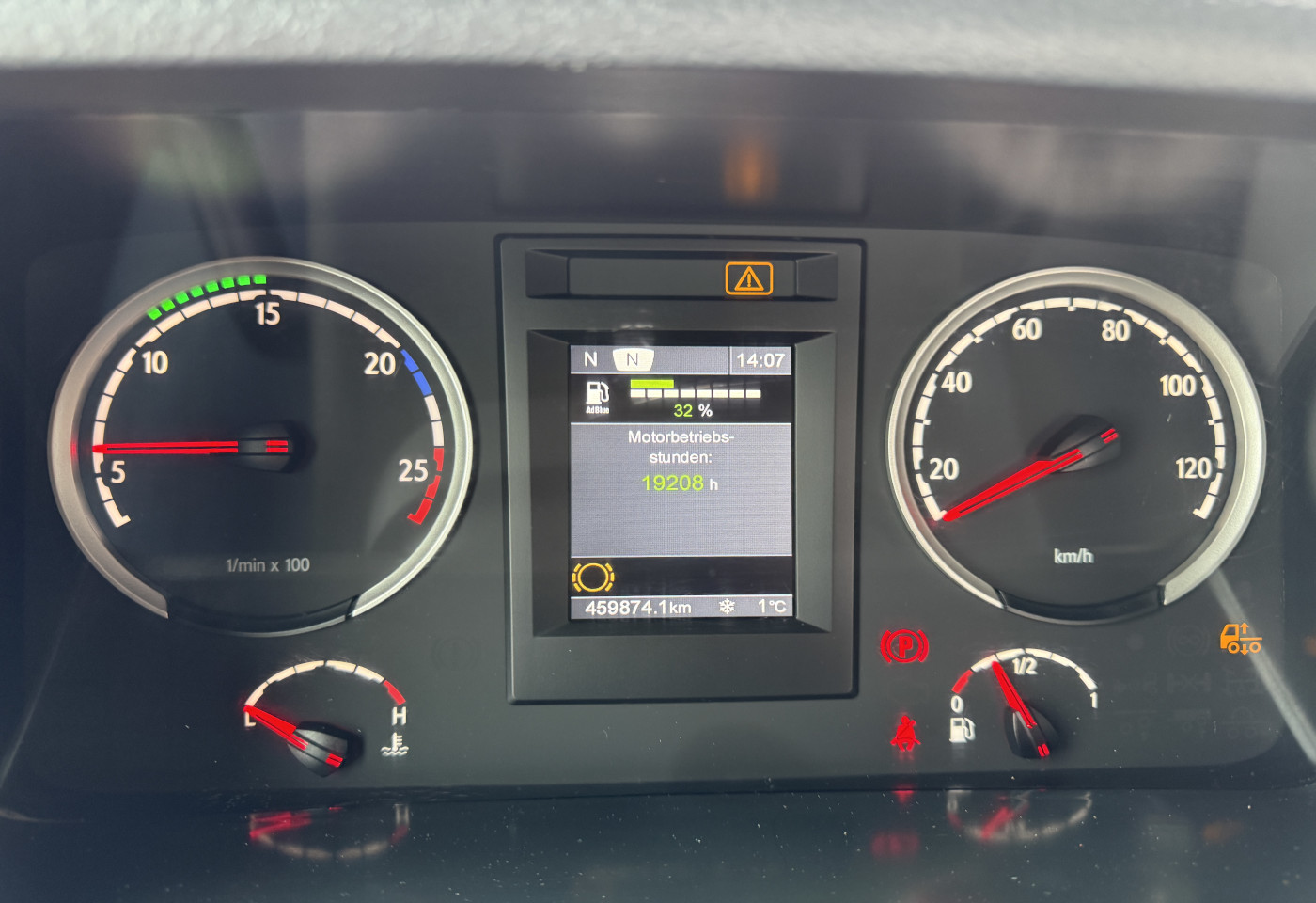 MOTO6625_2764293 vehicle image