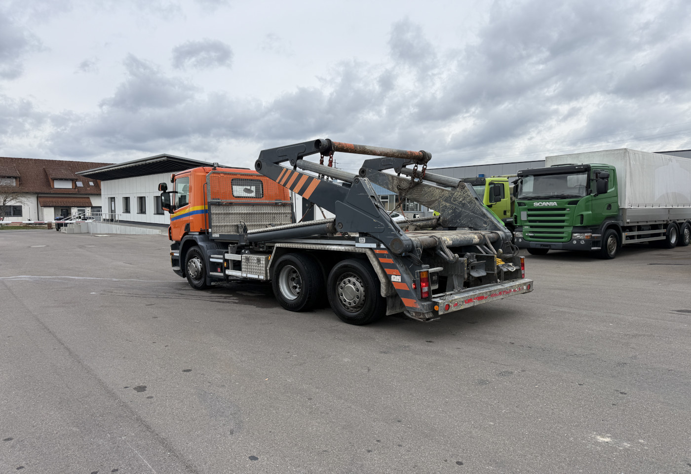 MOTO6625_2764293 vehicle image