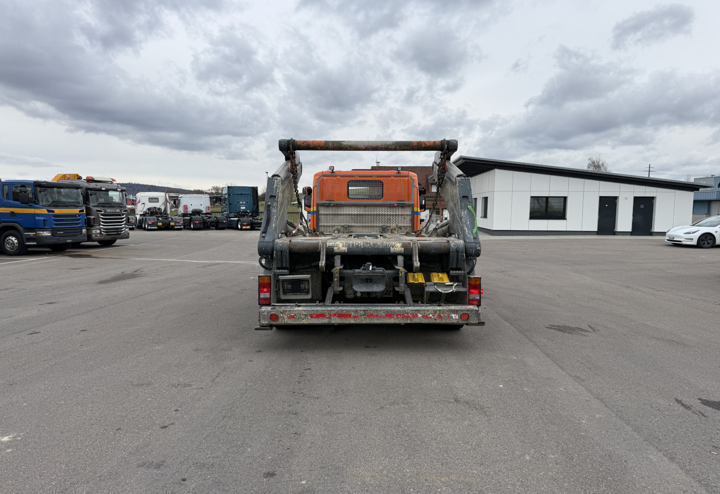 MOTO6625_2764293 vehicle image