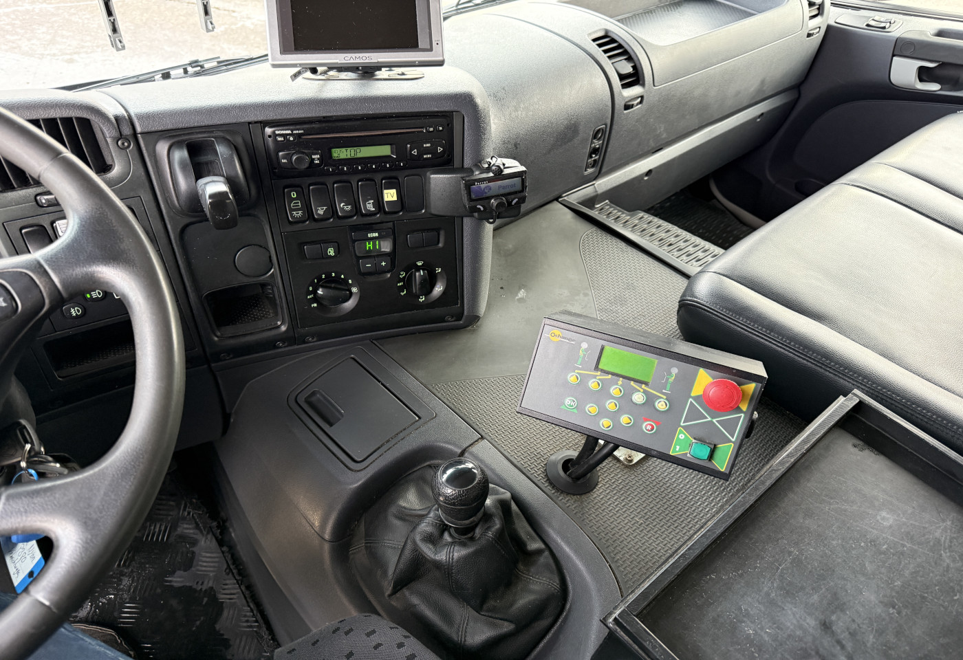 MOTO6625_2764153 vehicle image