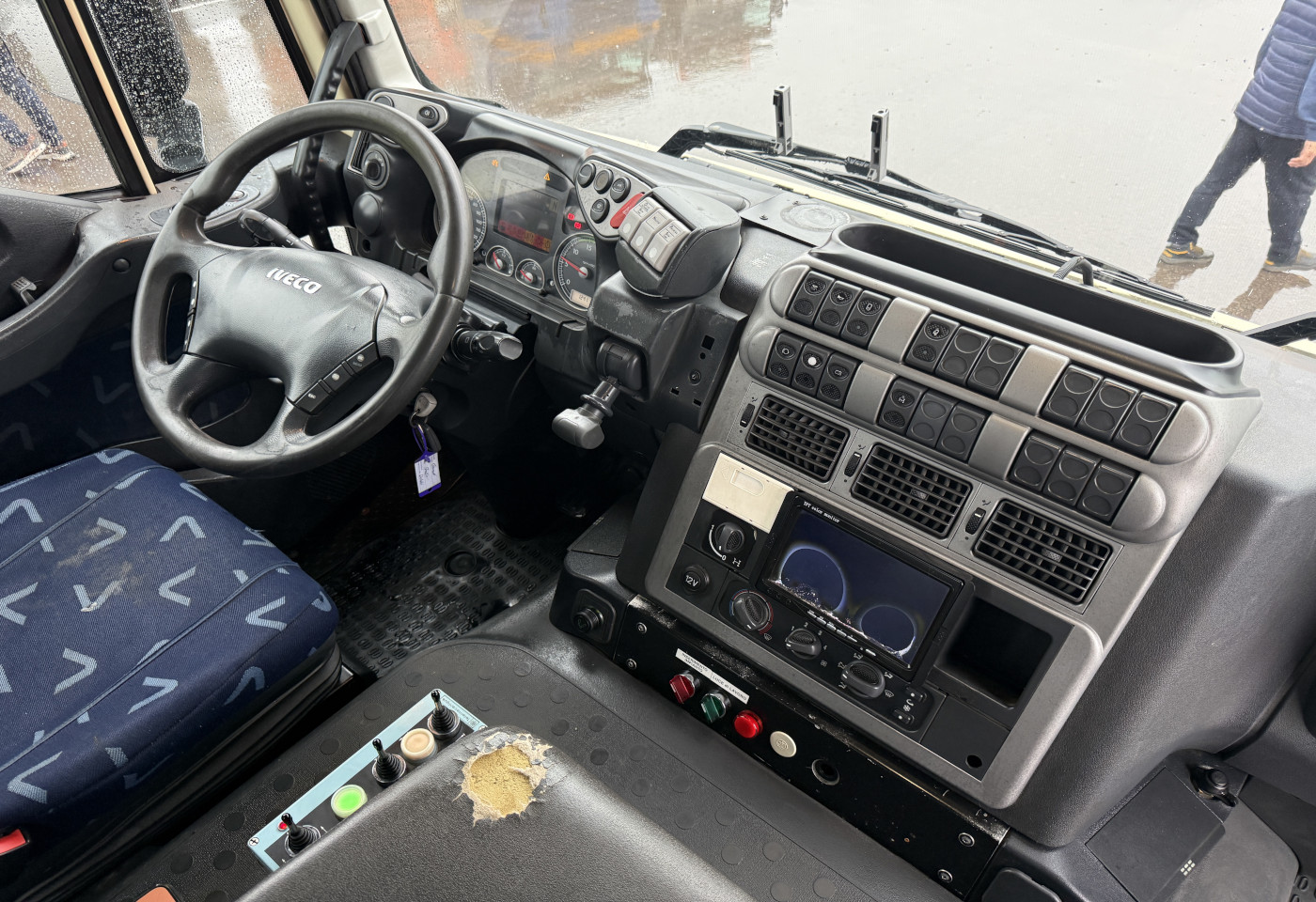 MOTO6625_2765393 vehicle image