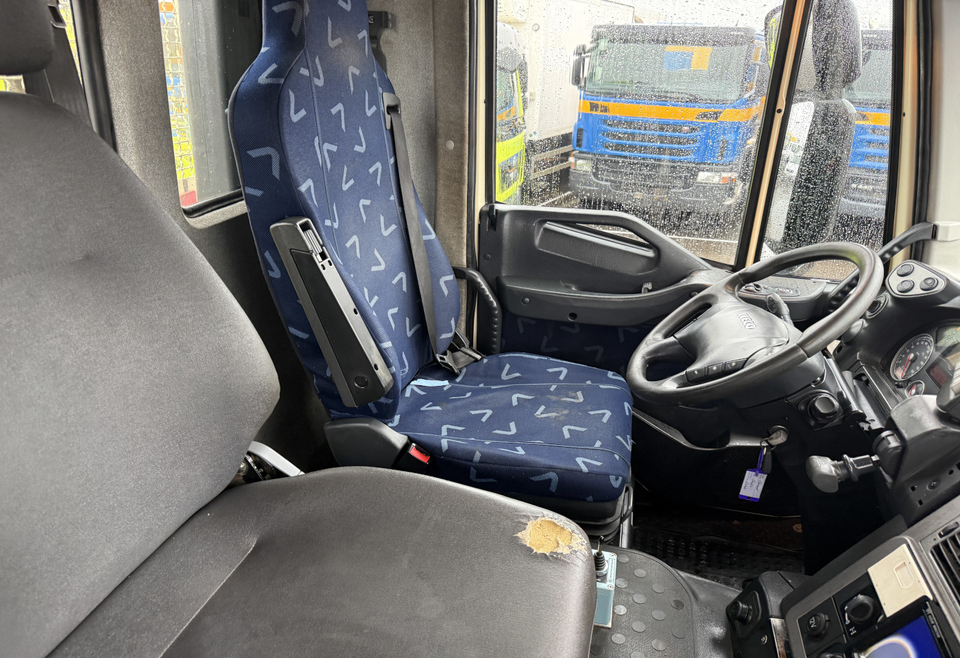 MOTO6625_2765393 vehicle image