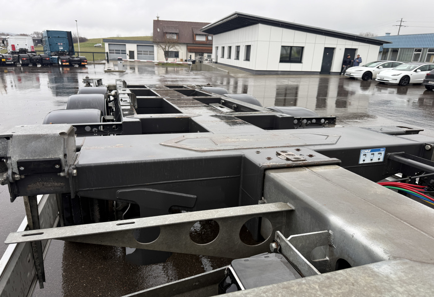 MOTO6625_2765394 vehicle image