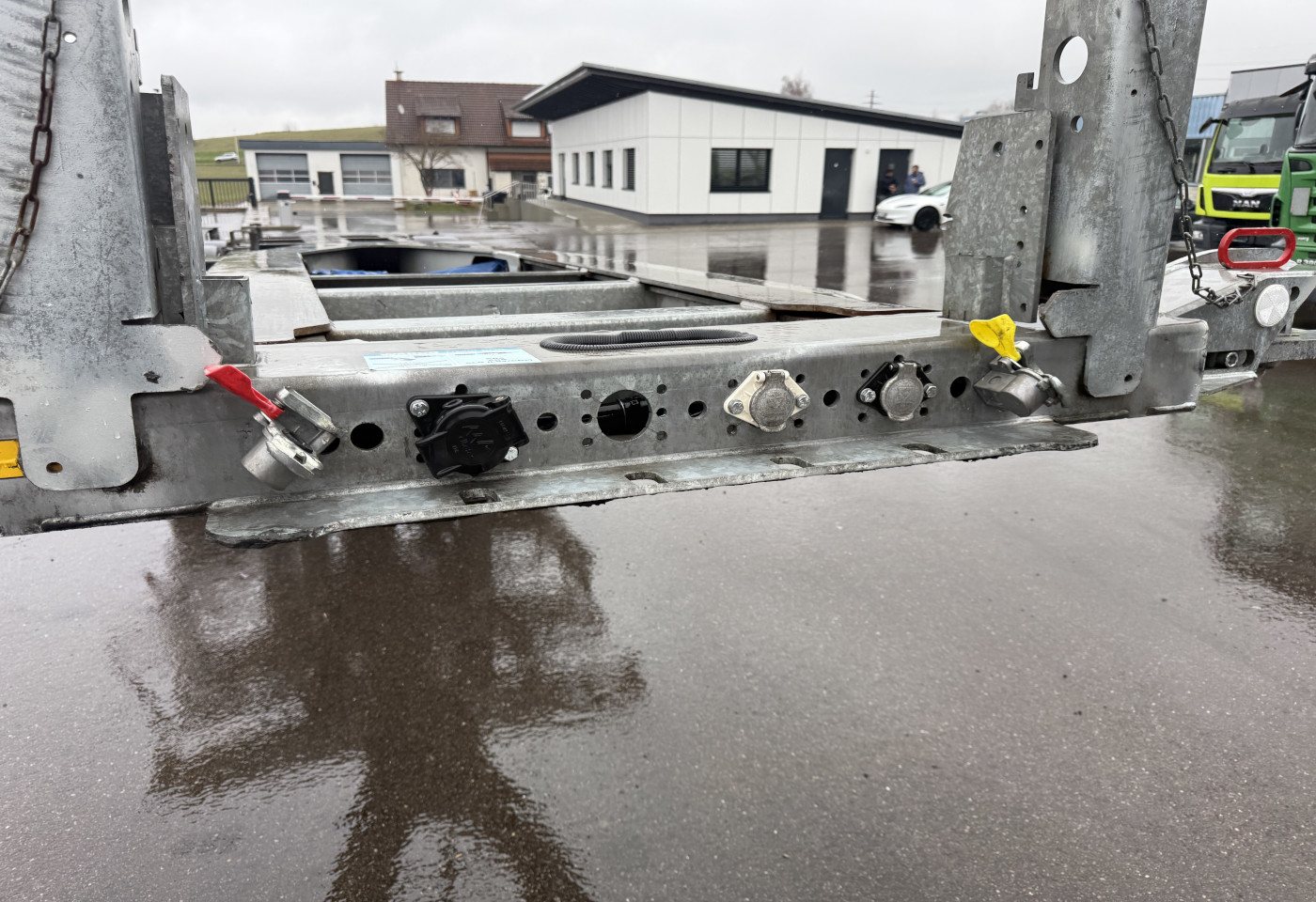 MOTO6625_2765394 vehicle image