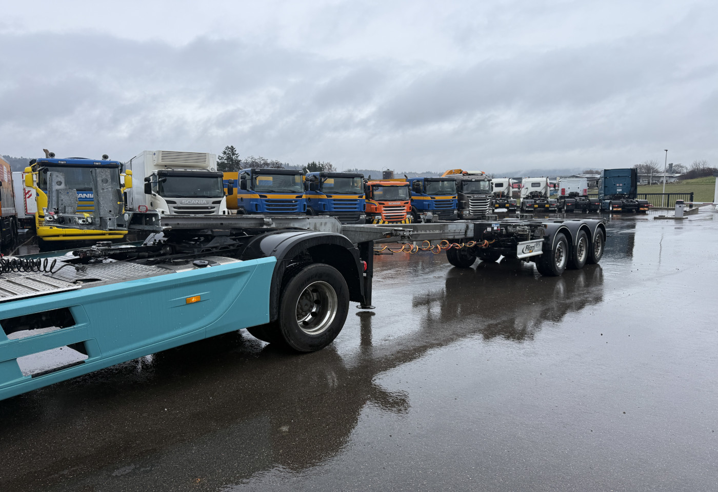 MOTO6625_2765394 vehicle image