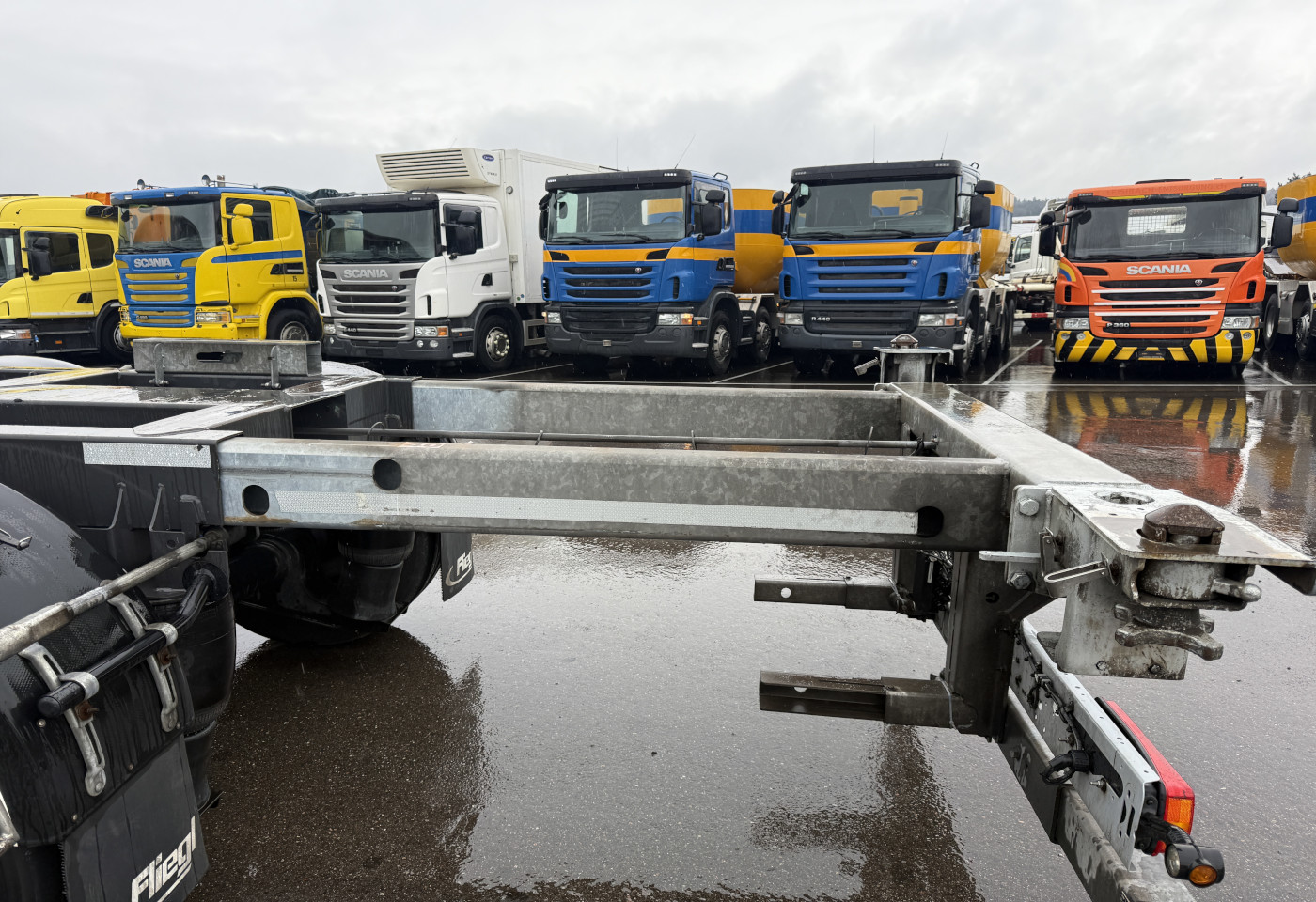 MOTO6625_2765394 vehicle image