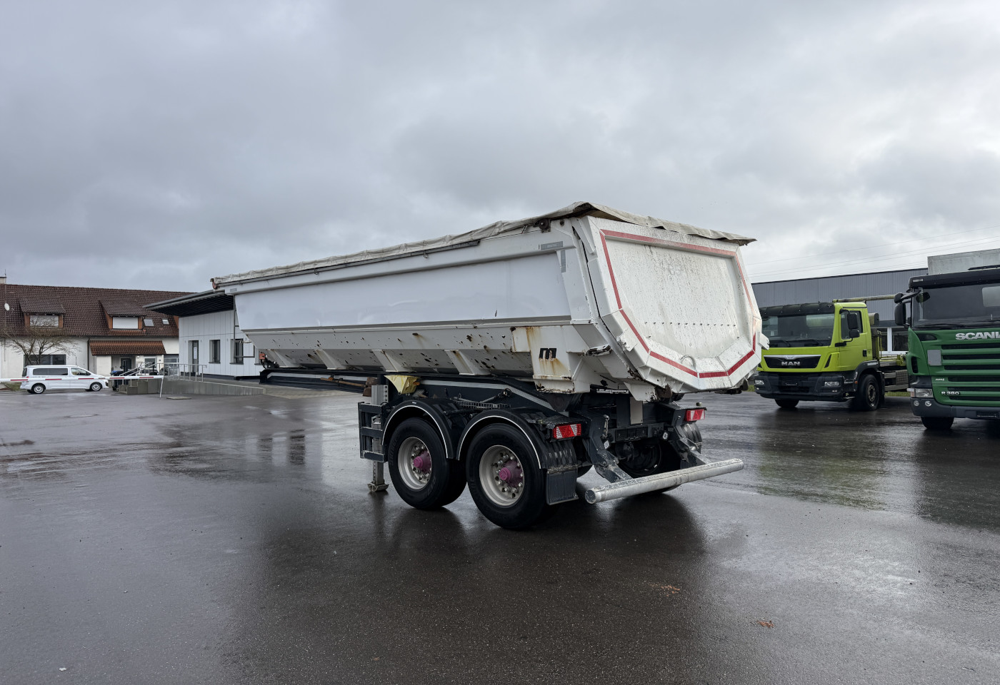 MOTO6625_2766264 vehicle image