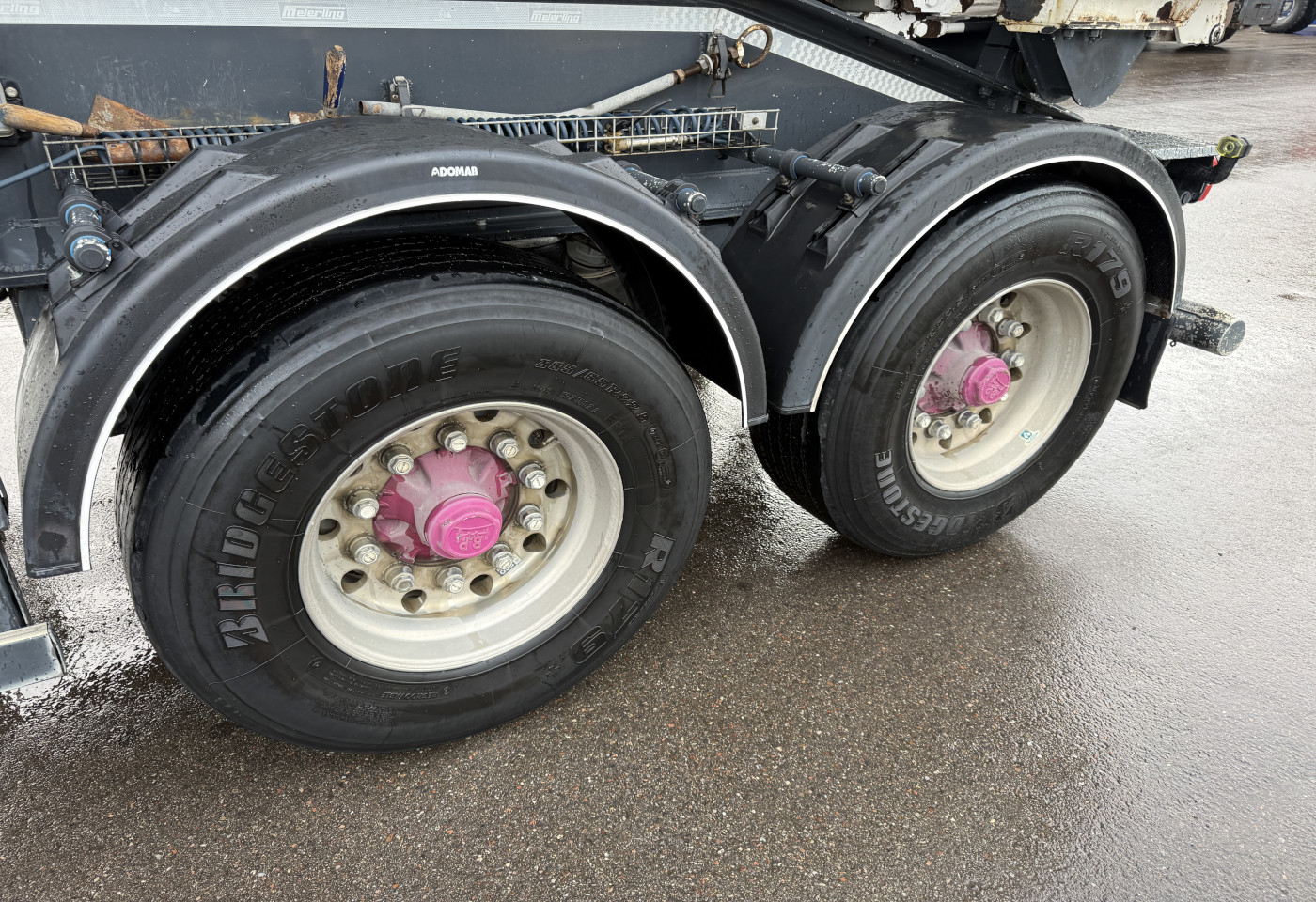 MOTO6625_2766264 vehicle image