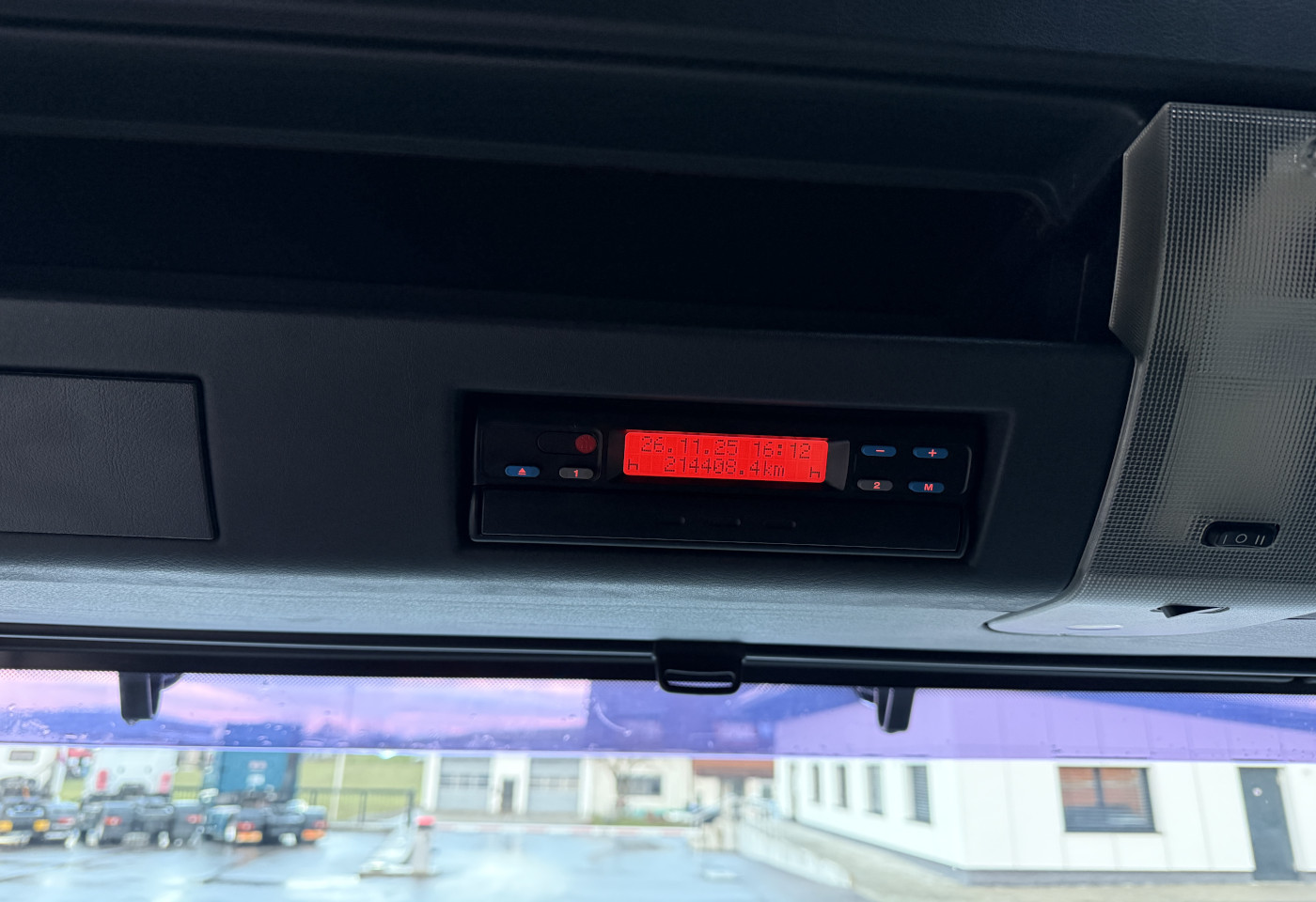 MOTO6625_2766559 vehicle image