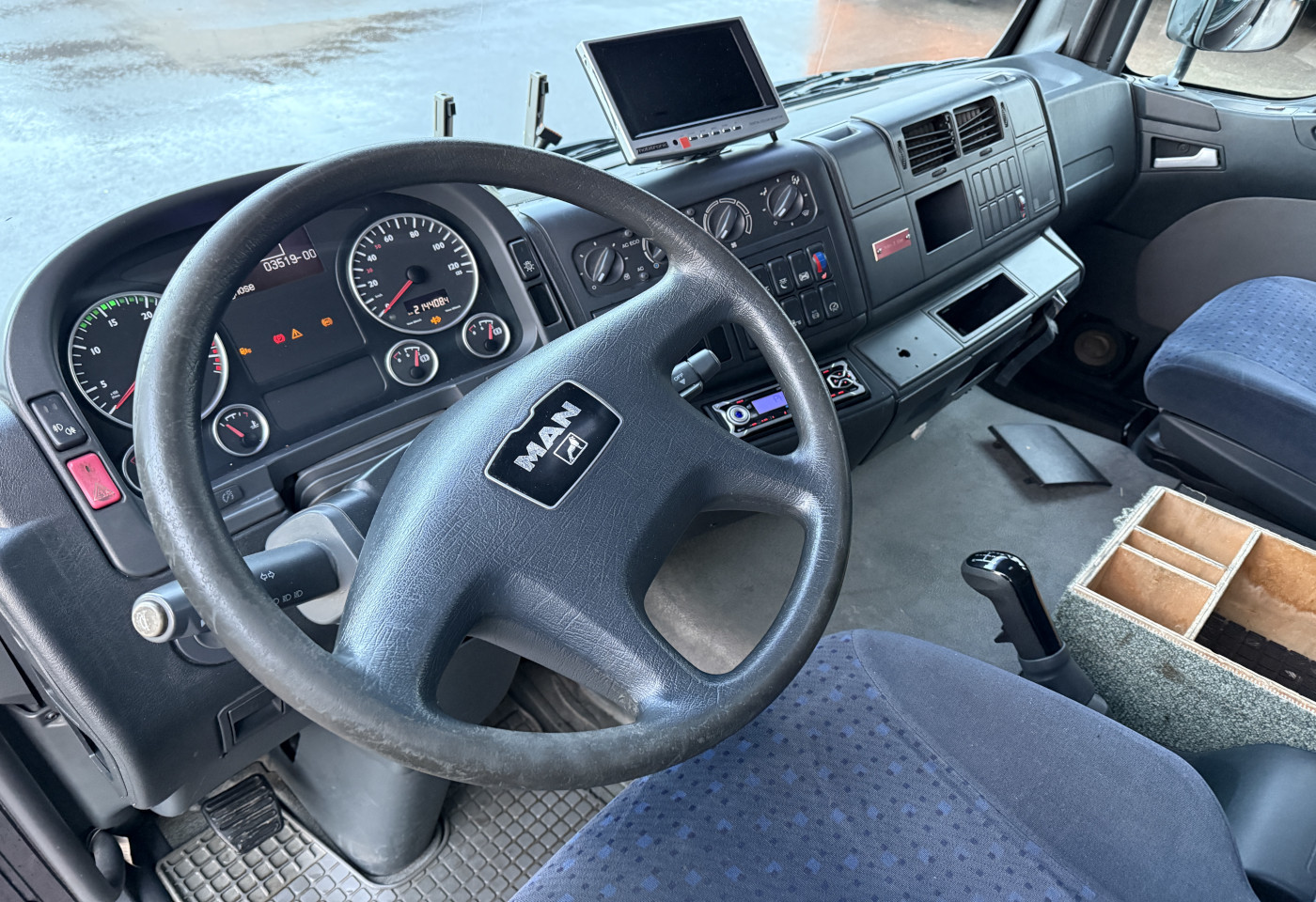 MOTO6625_2766559 vehicle image