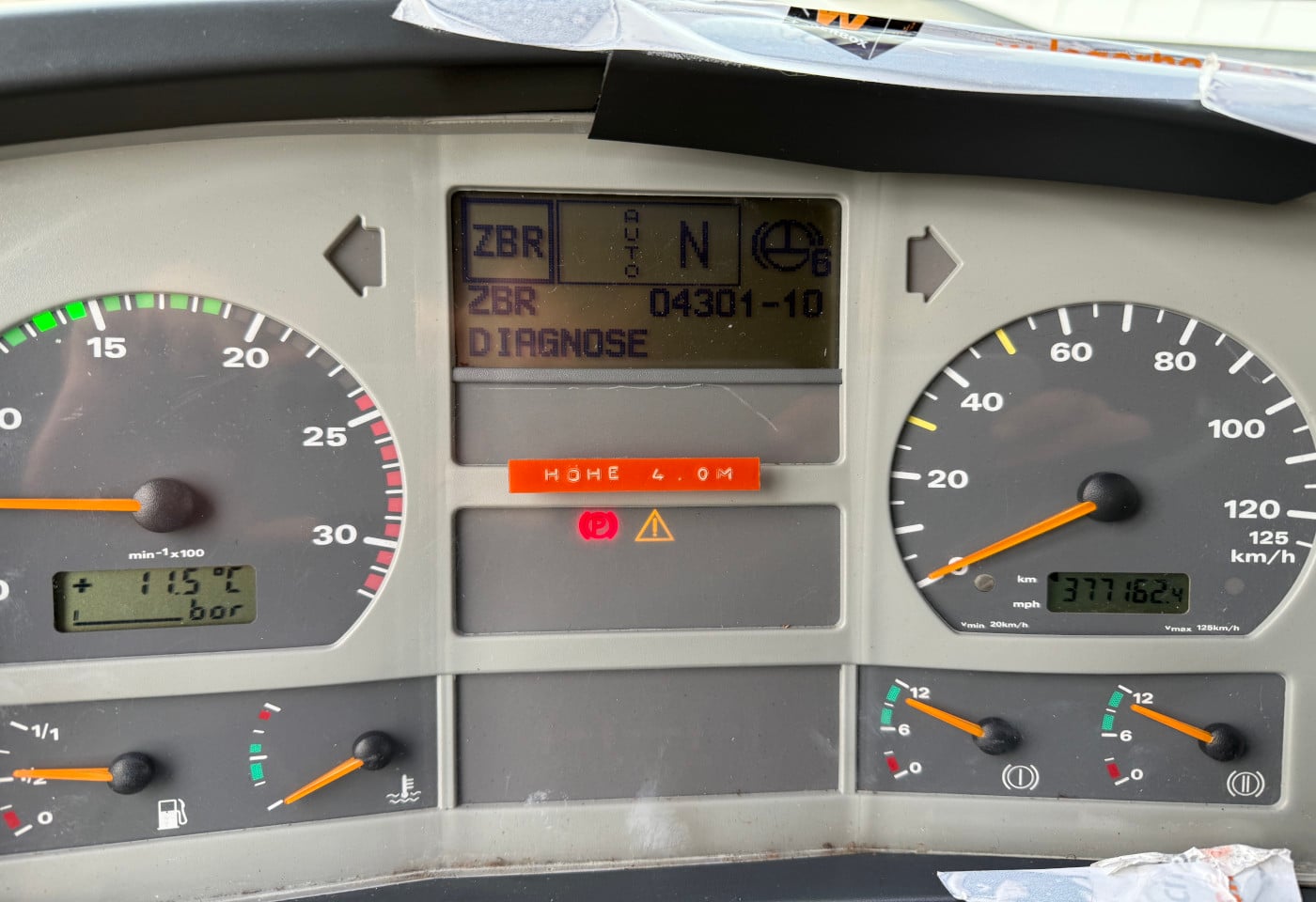 MOTO6625_2891011 vehicle image