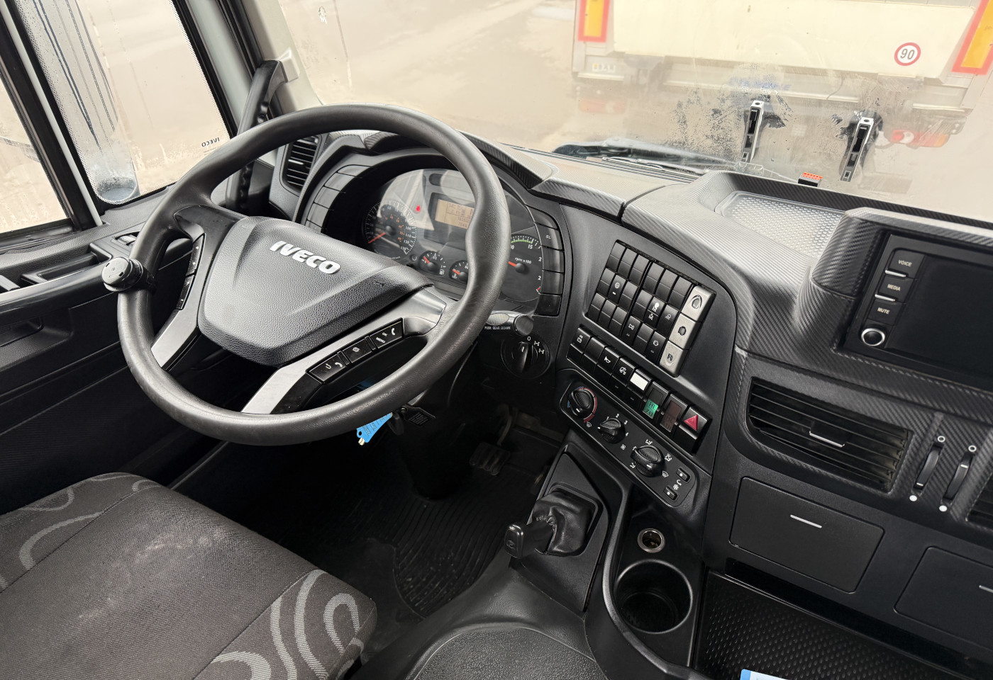 MOTO6625_2772271 vehicle image