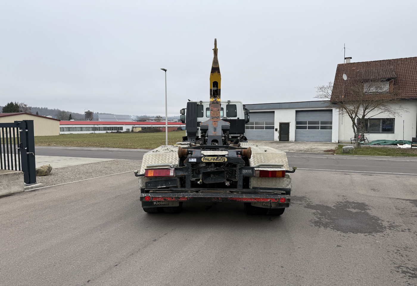 MOTO6625_2772271 vehicle image