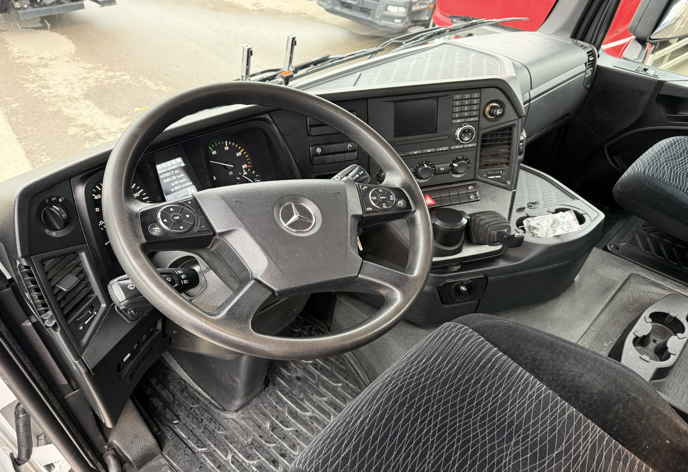 MOTO6625_2771448 vehicle image