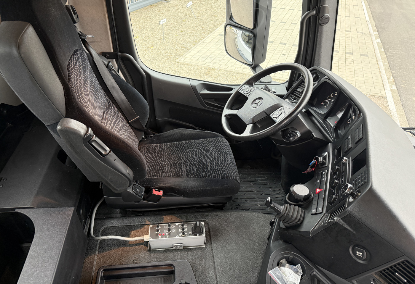 MOTO6625_2771448 vehicle image