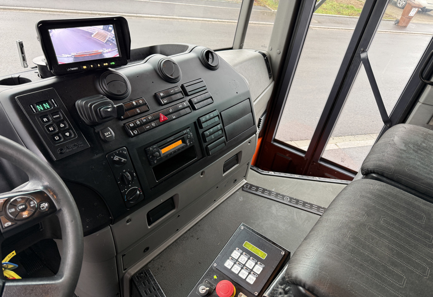 MOTO6625_2774293 vehicle image