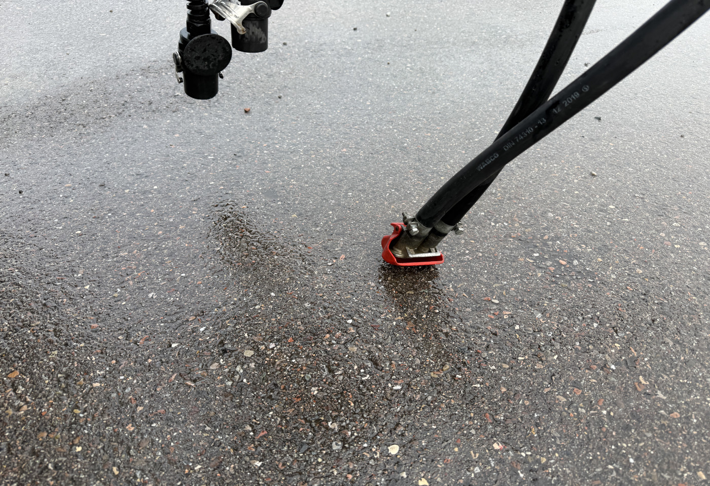 MOTO6625_2777979 vehicle image